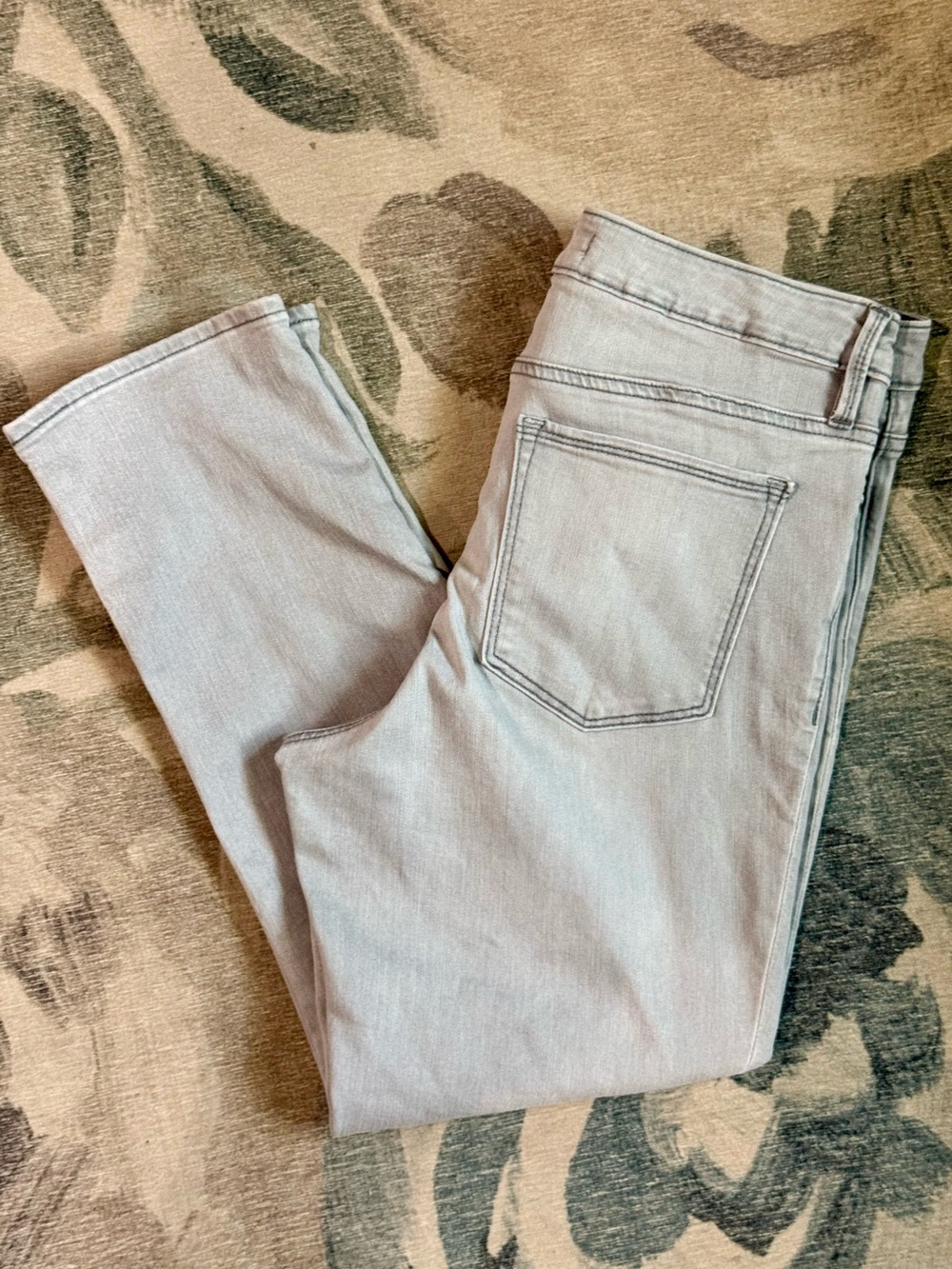 Athleta Skulptek Jeans in Light Gray size 12
